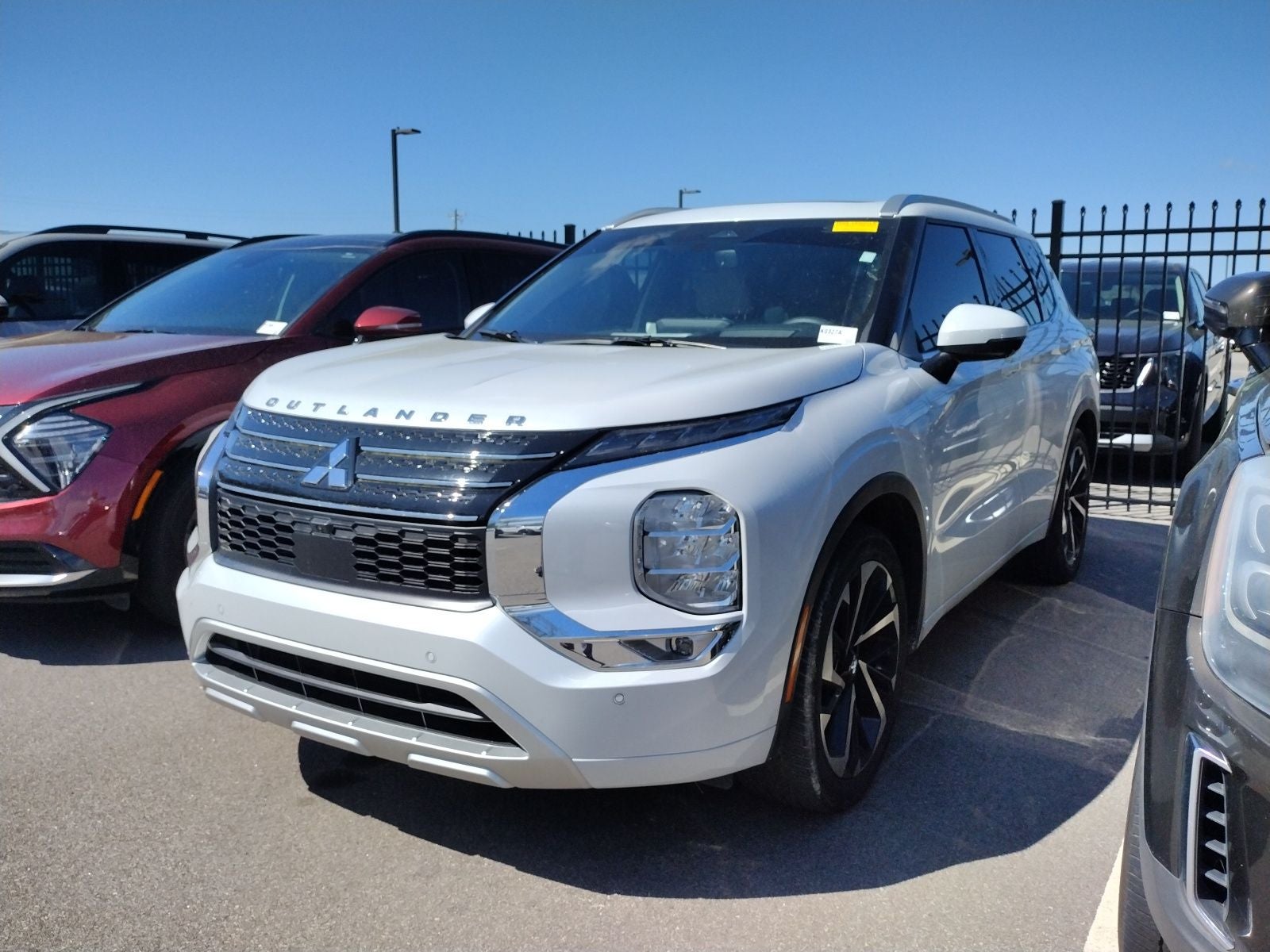 2023 Mitsubishi Outlander SEL