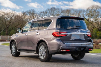 2023 INFINITI QX80 LUXE