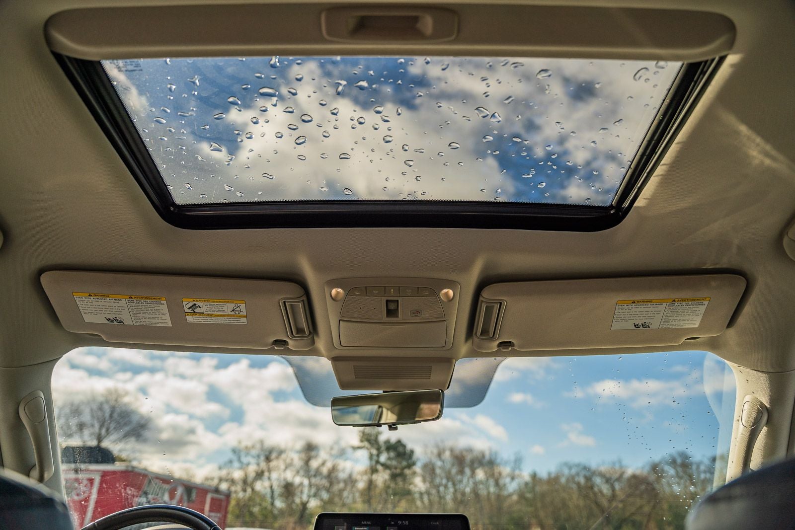 2023 INFINITI QX80 LUXE