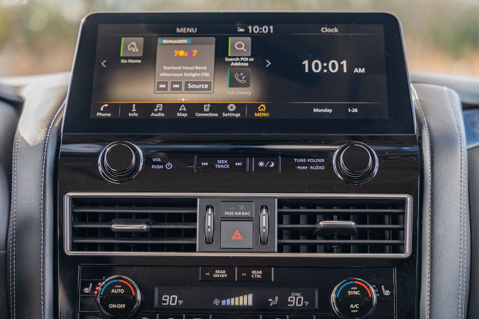 2023 INFINITI QX80 LUXE