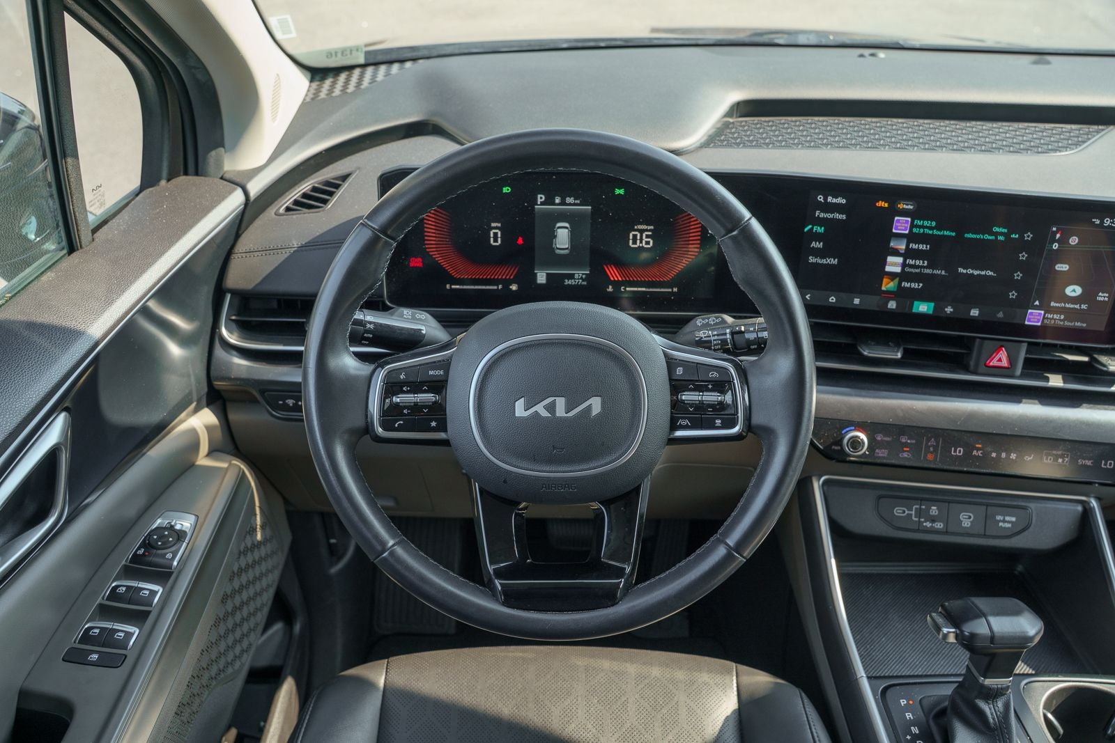 2025 Kia Carnival LXS