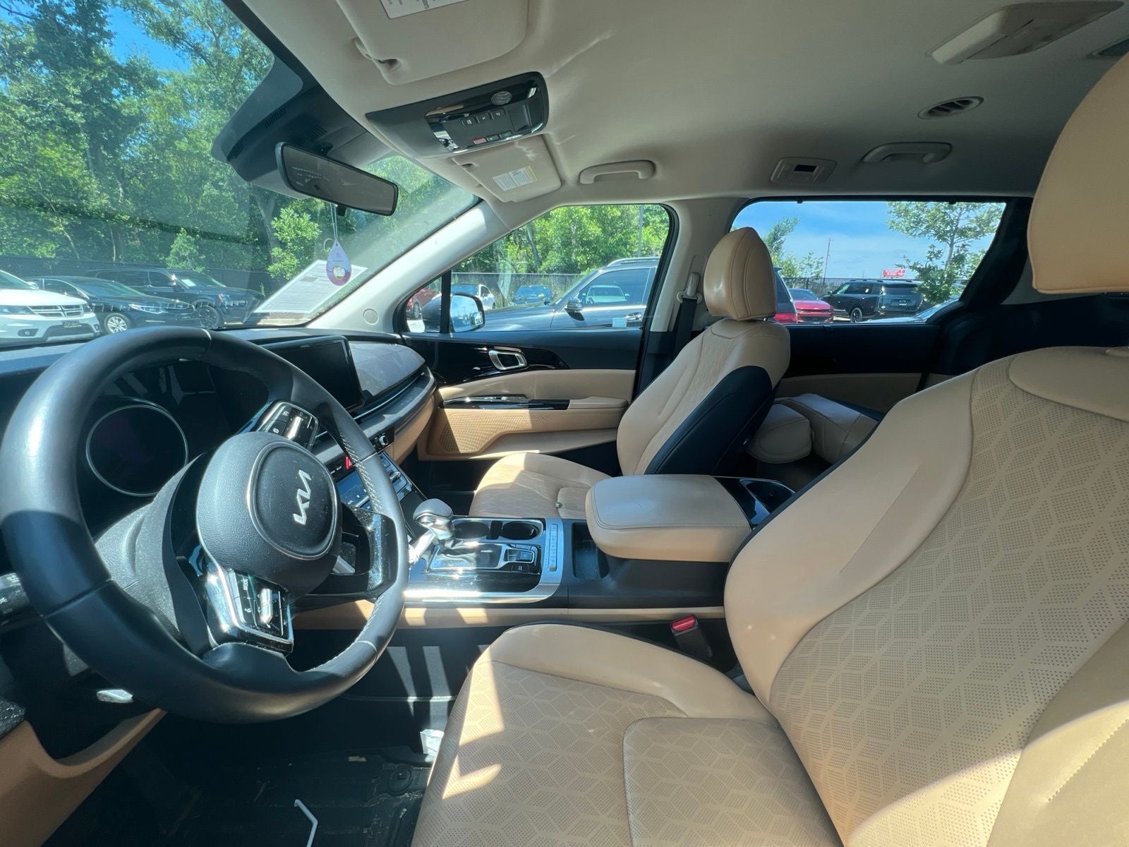 2024 Kia Carnival EX
