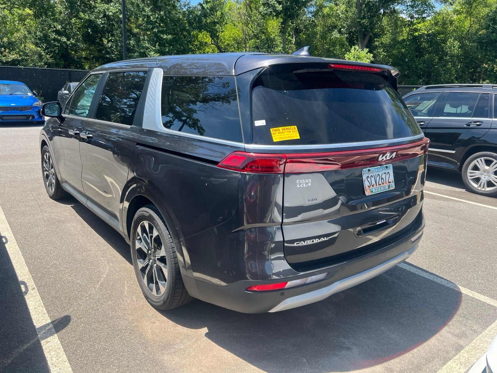 2024 Kia Carnival EX
