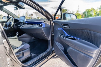 2021 Toyota C-HR XLE