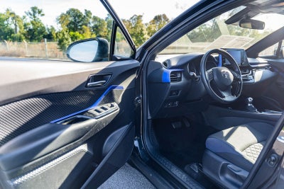 2021 Toyota C-HR XLE