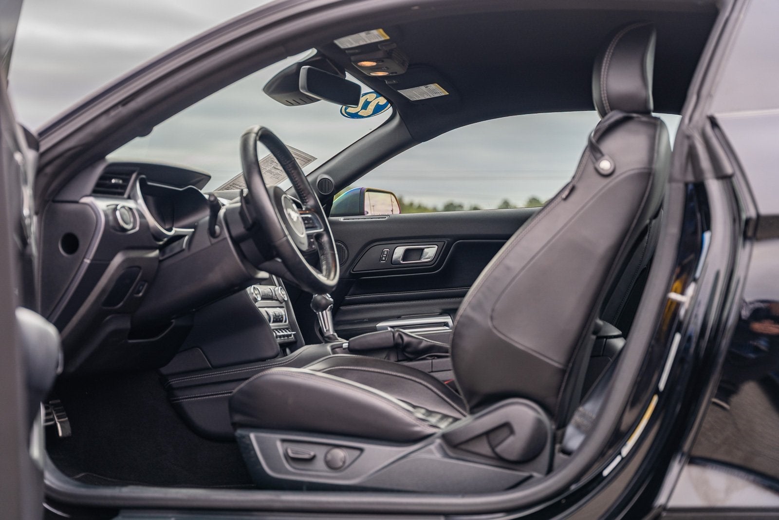 2022 Ford Mustang Mach 1