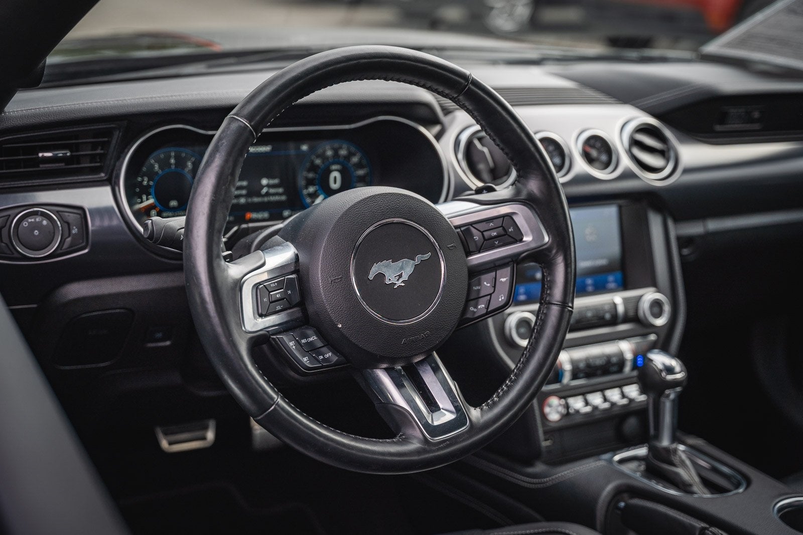 2022 Ford Mustang Mach 1