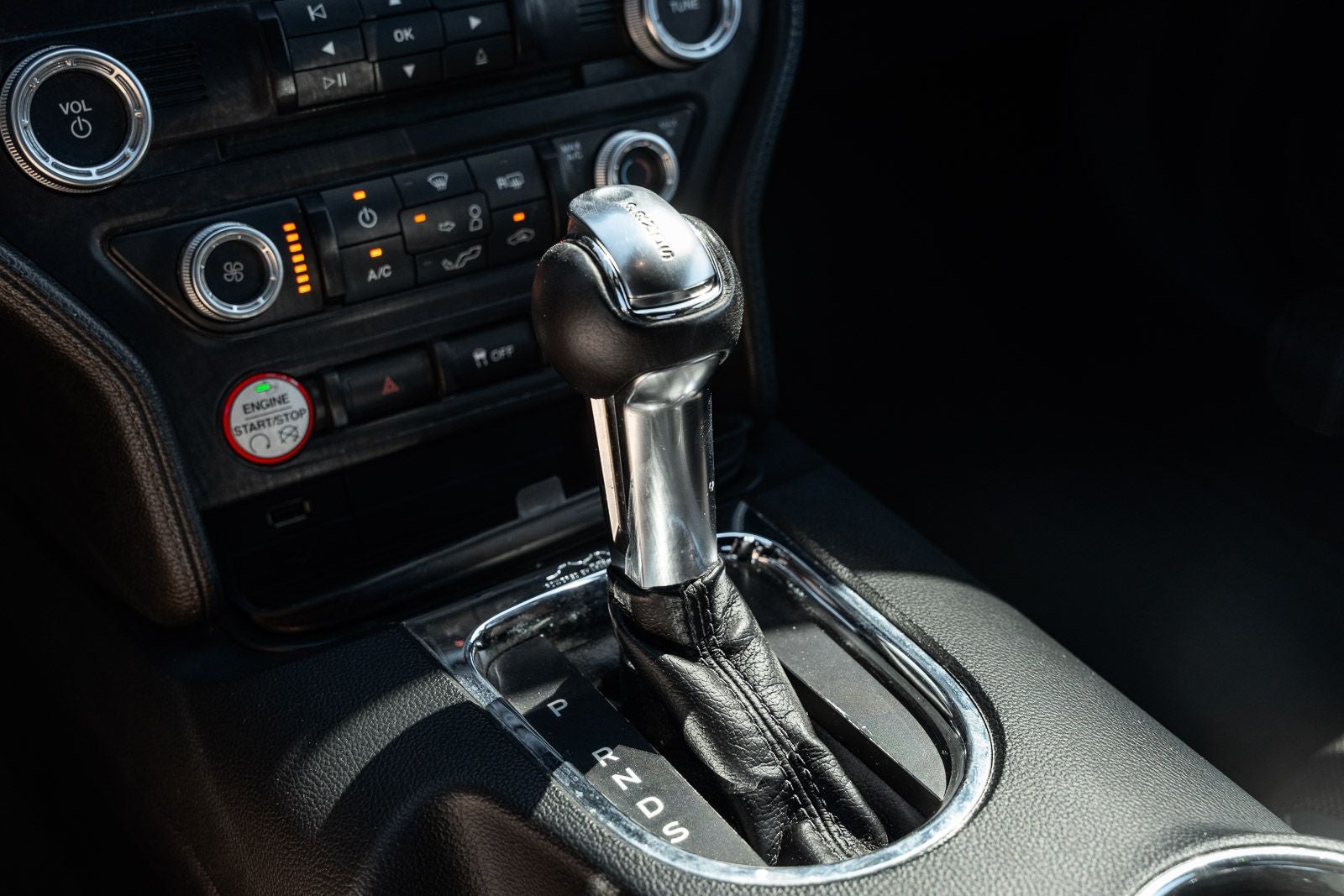 2015 Ford Mustang V6