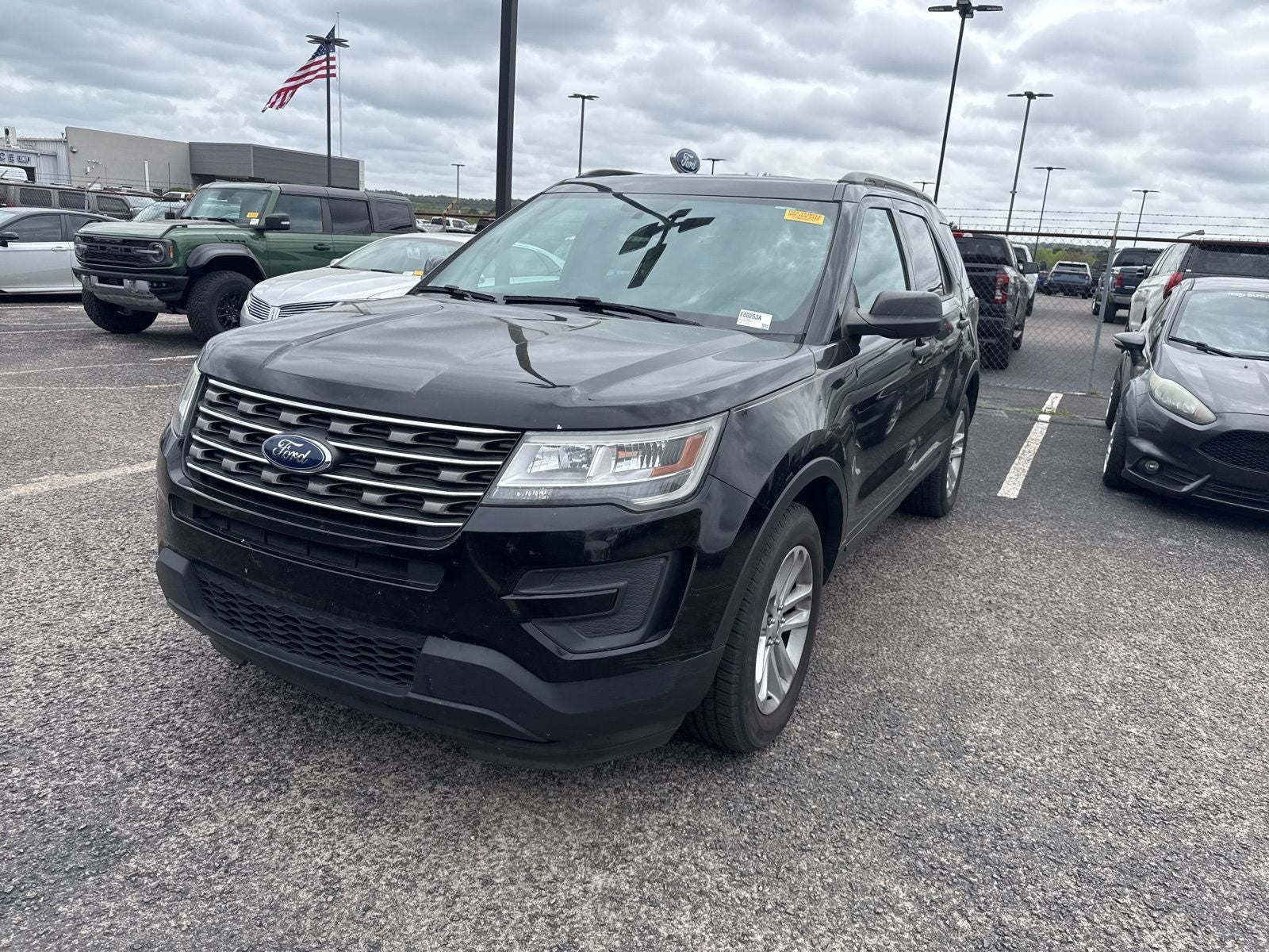 2017 Ford Explorer Base