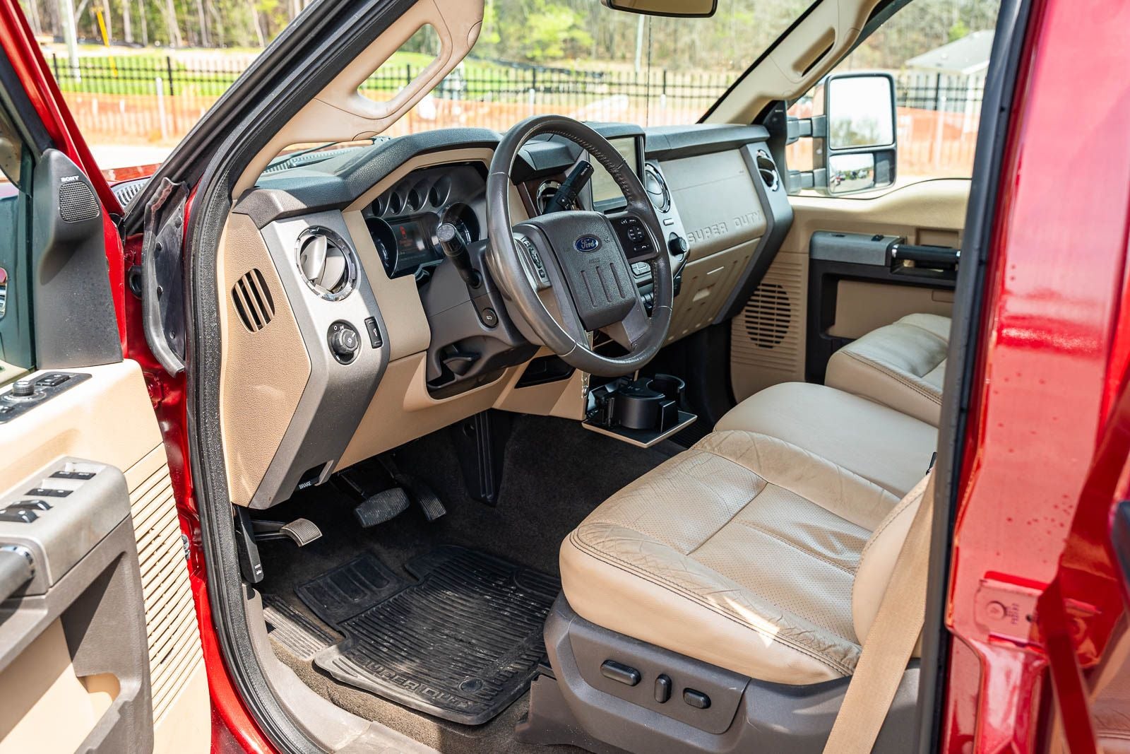 2014 Ford F-250SD Lariat