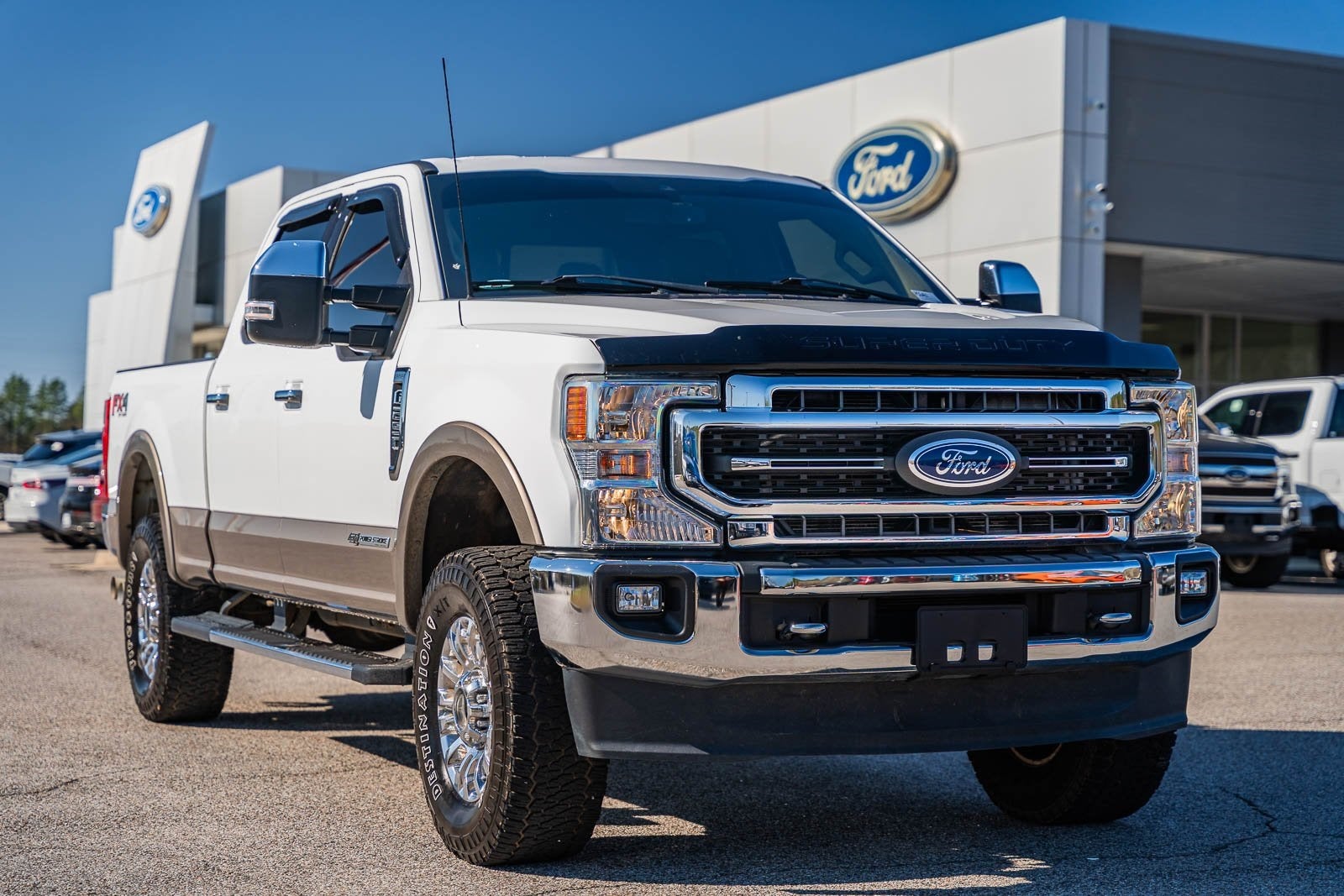 2022 Ford F-250SD Lariat