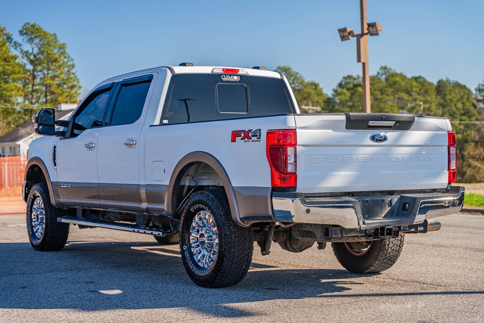 2022 Ford F-250SD Lariat