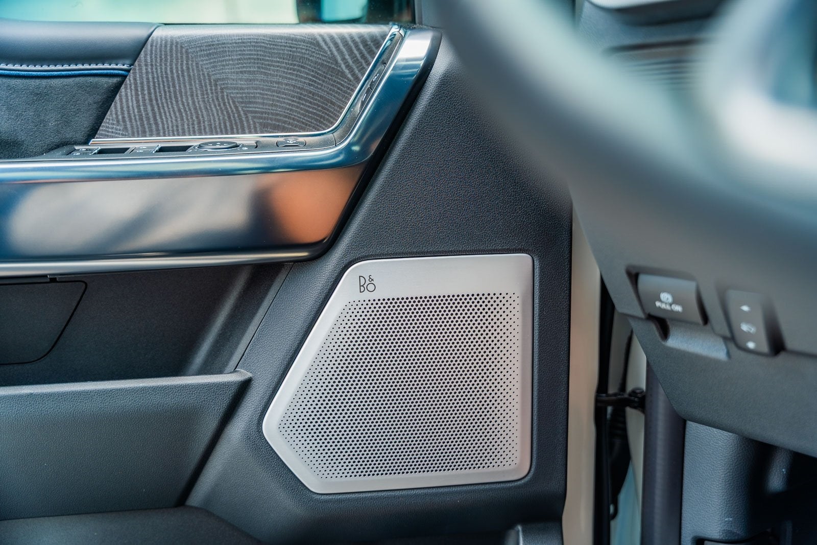 2025 Ford F-350SD Platinum