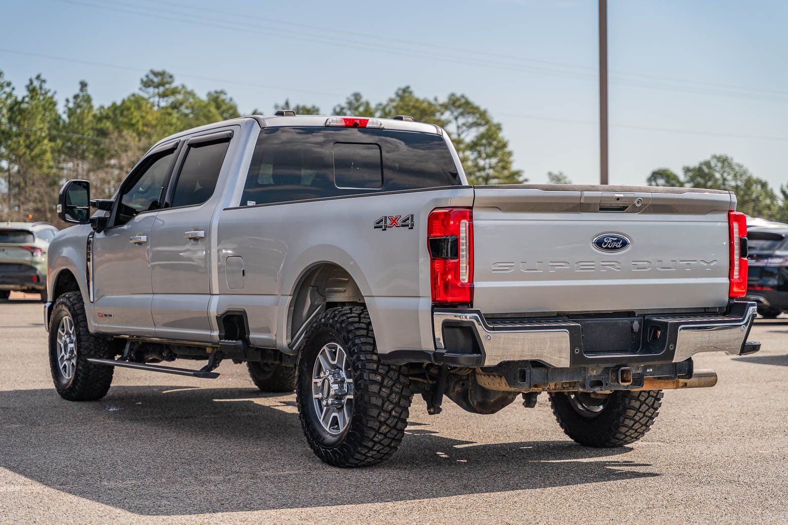 2023 Ford F-350SD Lariat