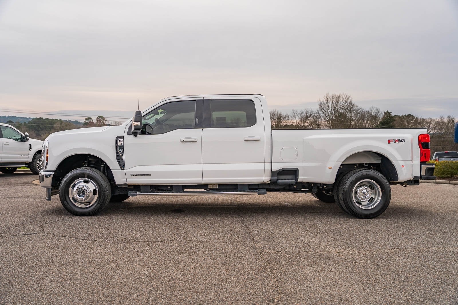 2024 Ford F-350SD Lariat DRW