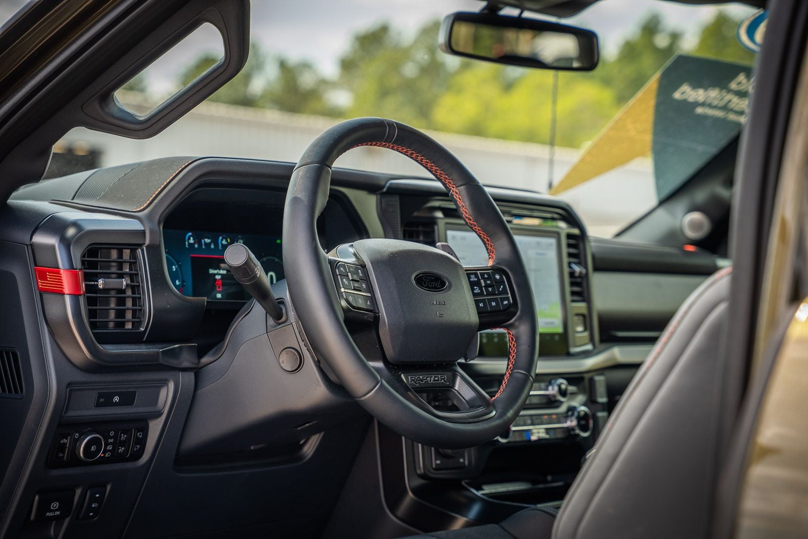 2025 Ford F-150 Raptor 37R