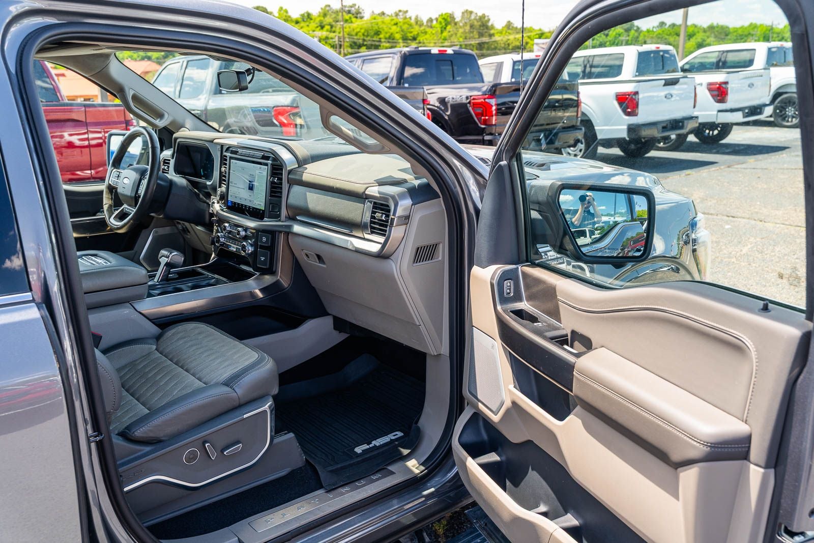 2024 Ford F-150 Platinum