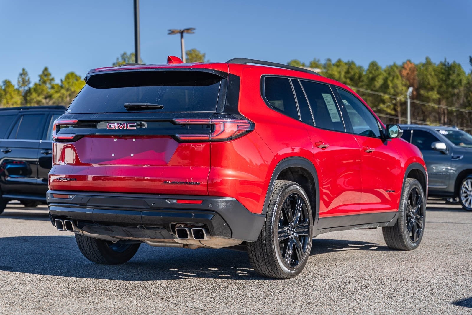 2024 GMC Acadia Elevation