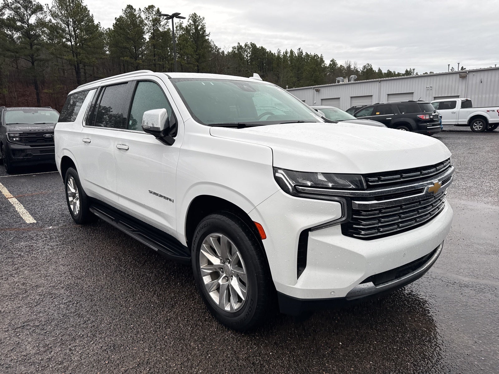 2023 Chevrolet Suburban Premier