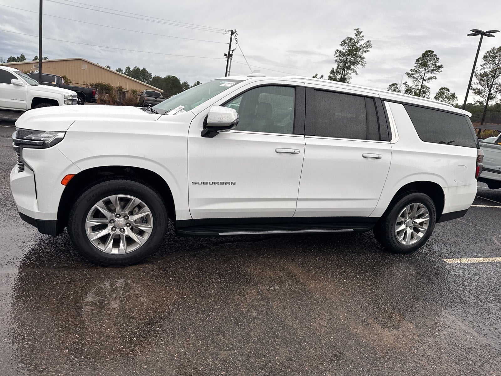 2023 Chevrolet Suburban Premier