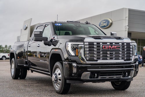 2025 GMC Sierra 3500HD Denali
