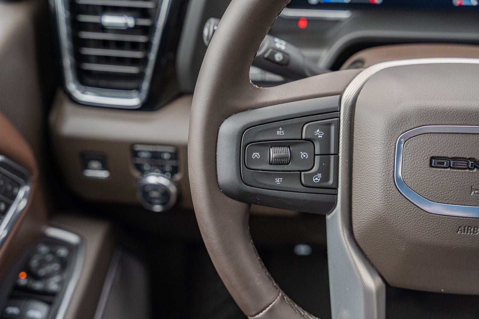 2025 GMC Sierra 3500HD Denali