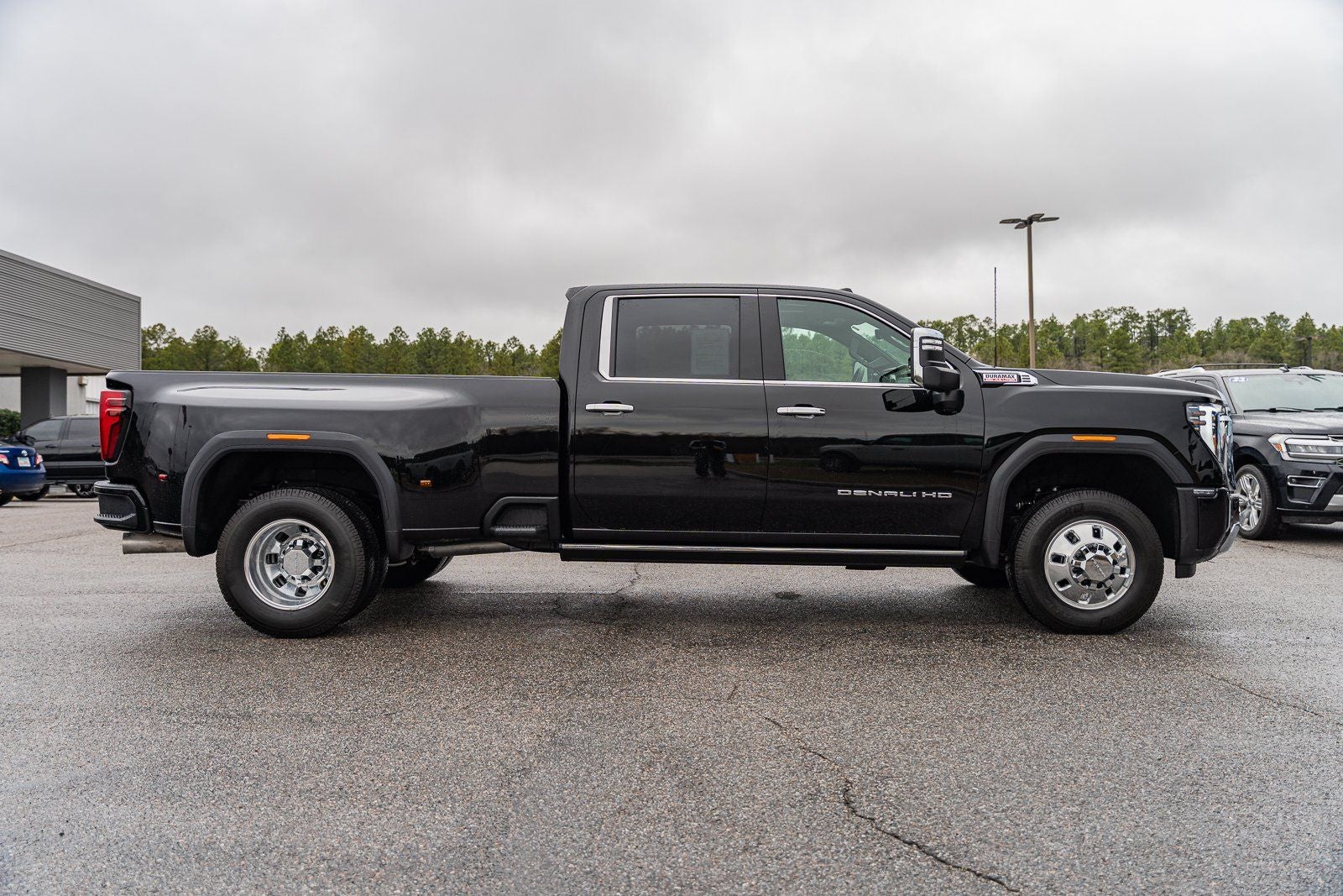 2025 GMC Sierra 3500HD Denali