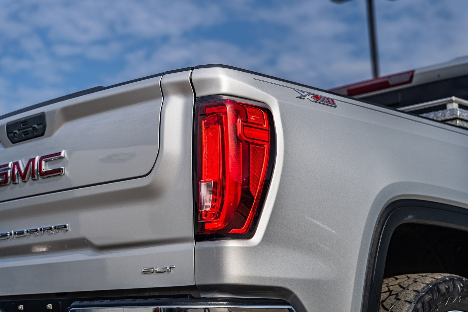 2019 GMC Sierra 1500 SLT