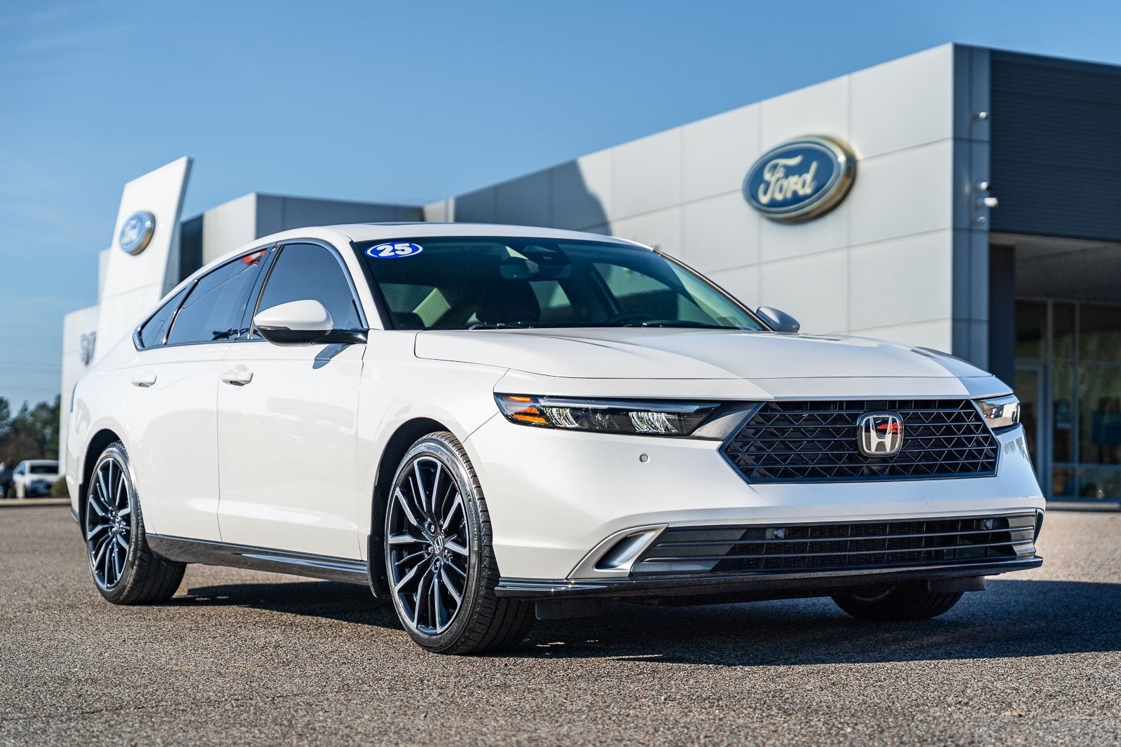 2025 Honda Accord Hybrid Touring