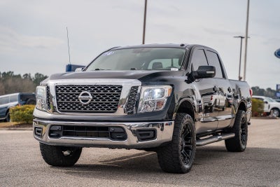 2018 Nissan Titan SV