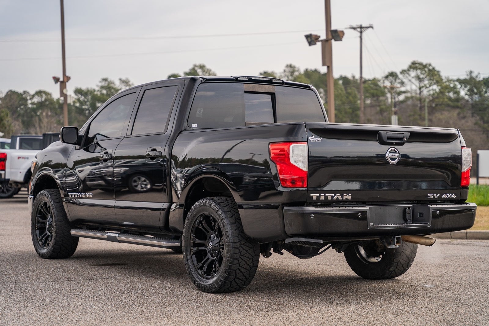 2018 Nissan Titan SV