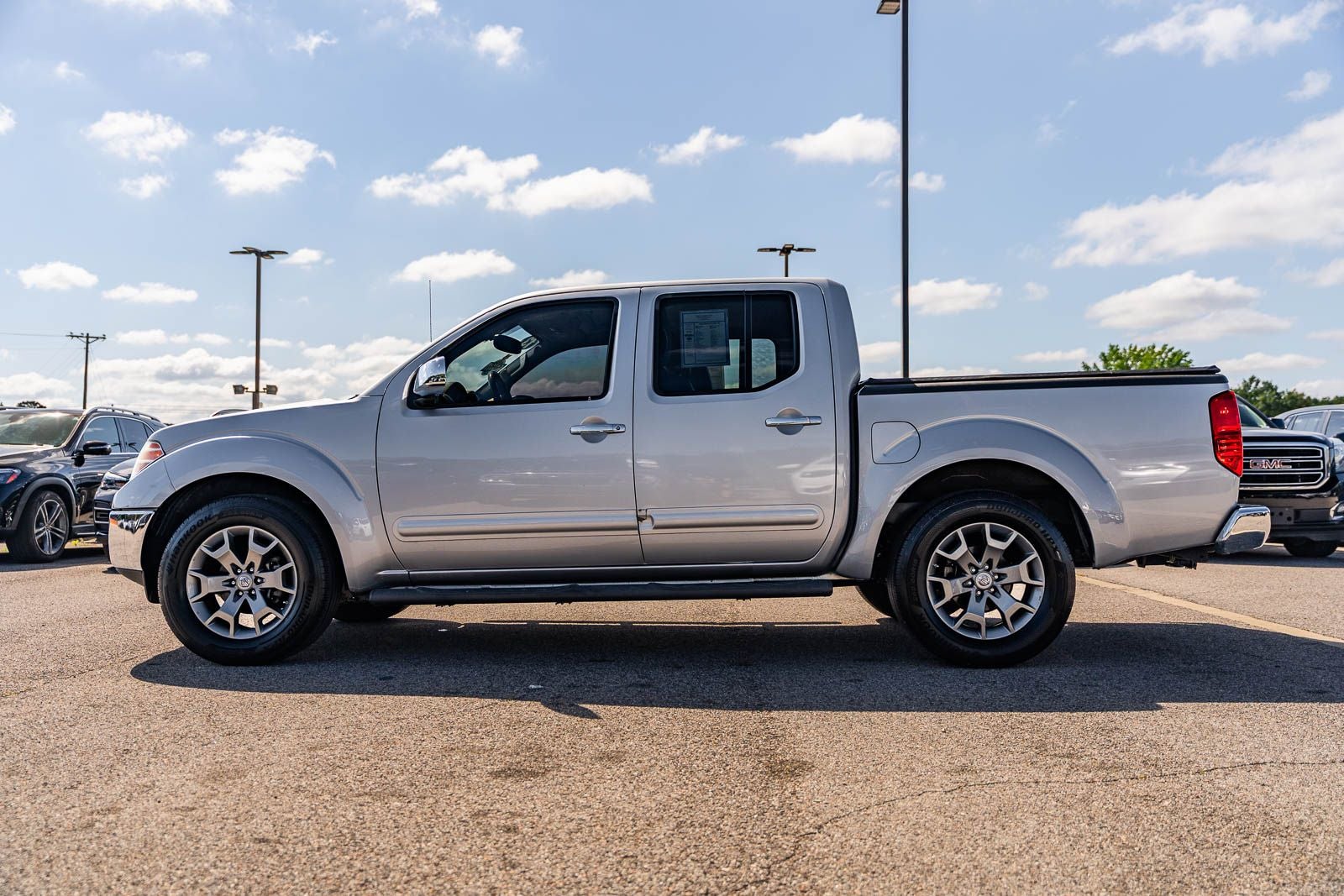 2019 Nissan Frontier SL
