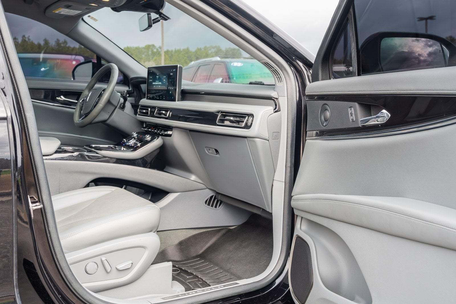 2021 Lincoln Nautilus Reserve