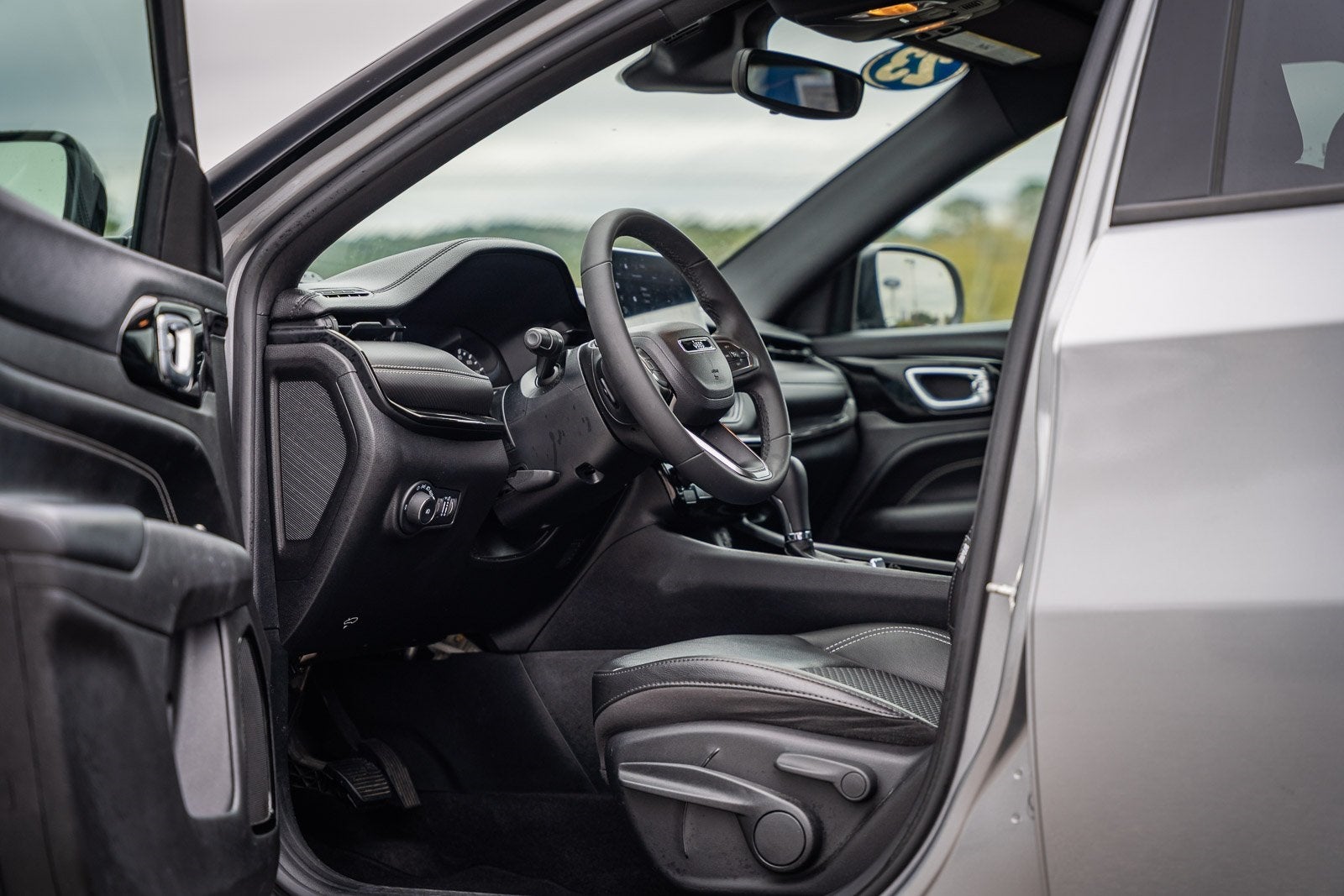 2023 Jeep Compass Altitude