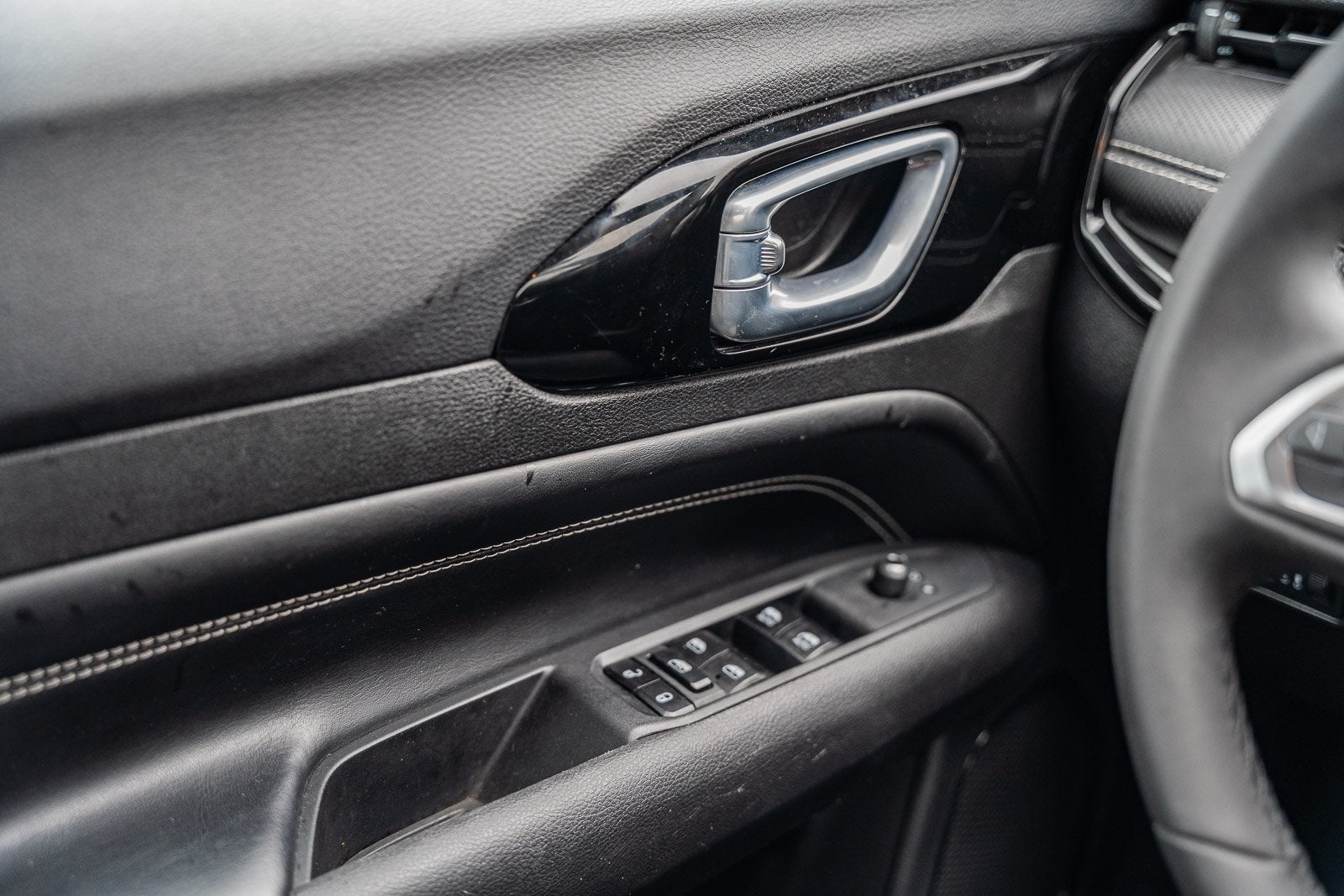 2023 Jeep Compass Altitude