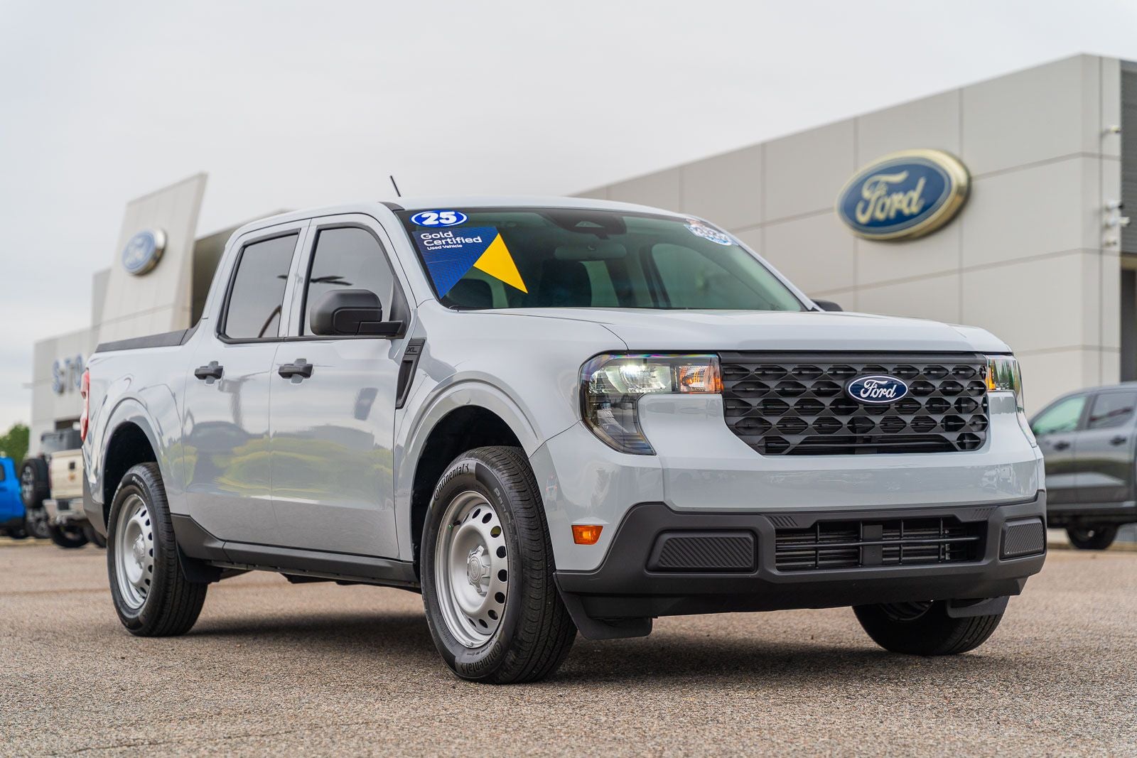 2025 Ford Maverick XL