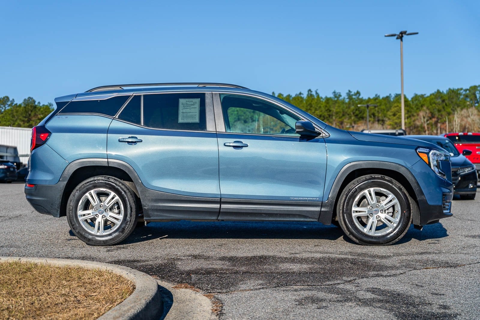 2024 GMC Terrain SLE