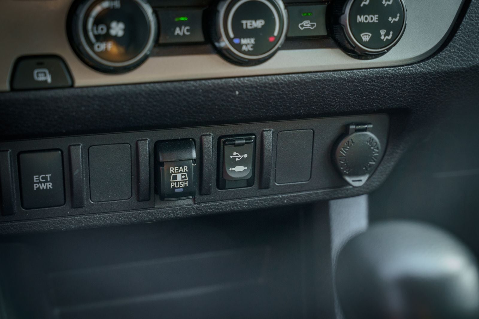 2019 Toyota Tacoma SR5 V6