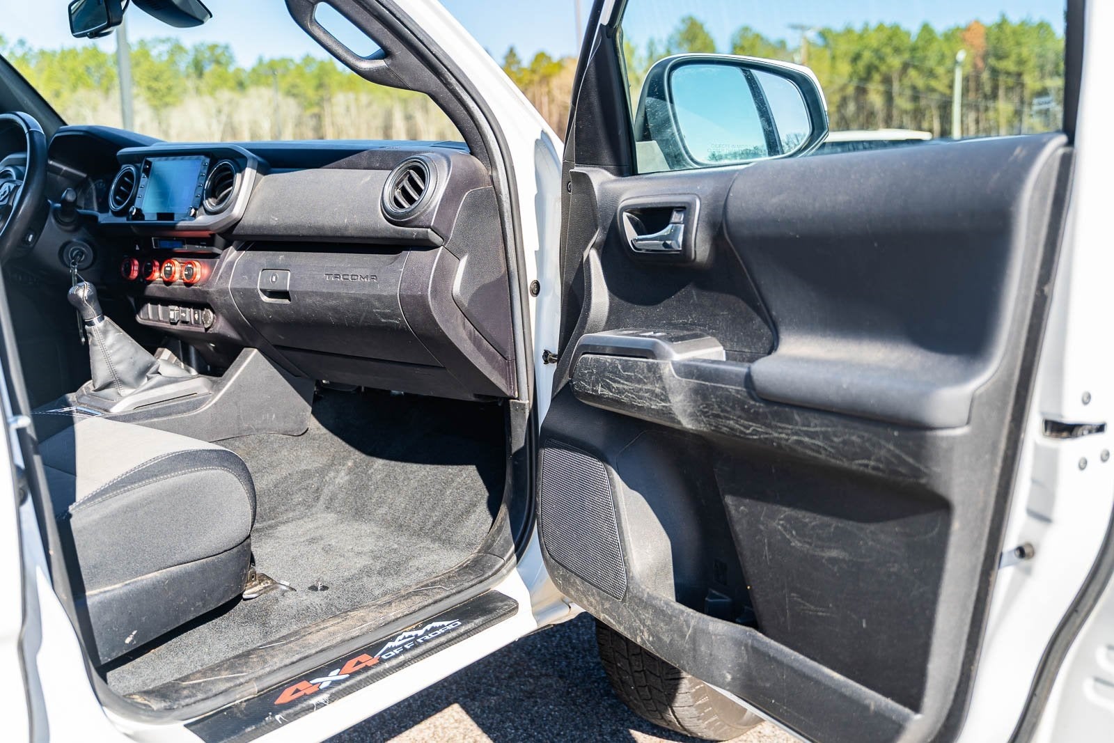 2022 Toyota Tacoma TRD Off-Road V6