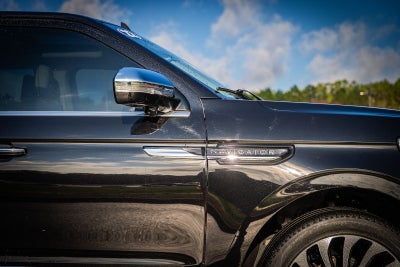 2022 Lincoln Navigator Black Label