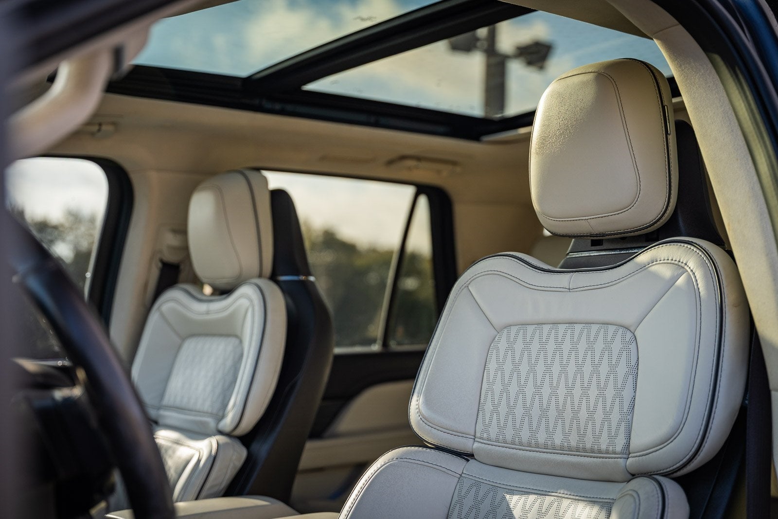 2022 Lincoln Navigator Black Label