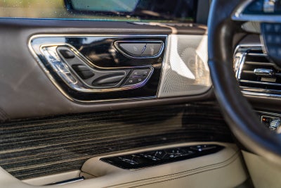 2022 Lincoln Navigator Black Label