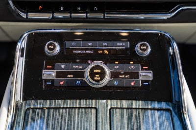 2022 Lincoln Navigator Black Label