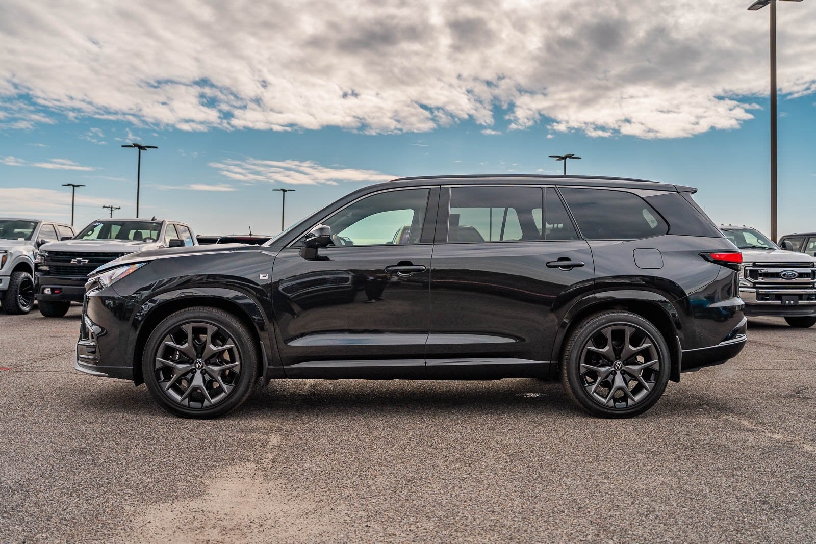 2025 Lexus TX 500h F SPORT Premium