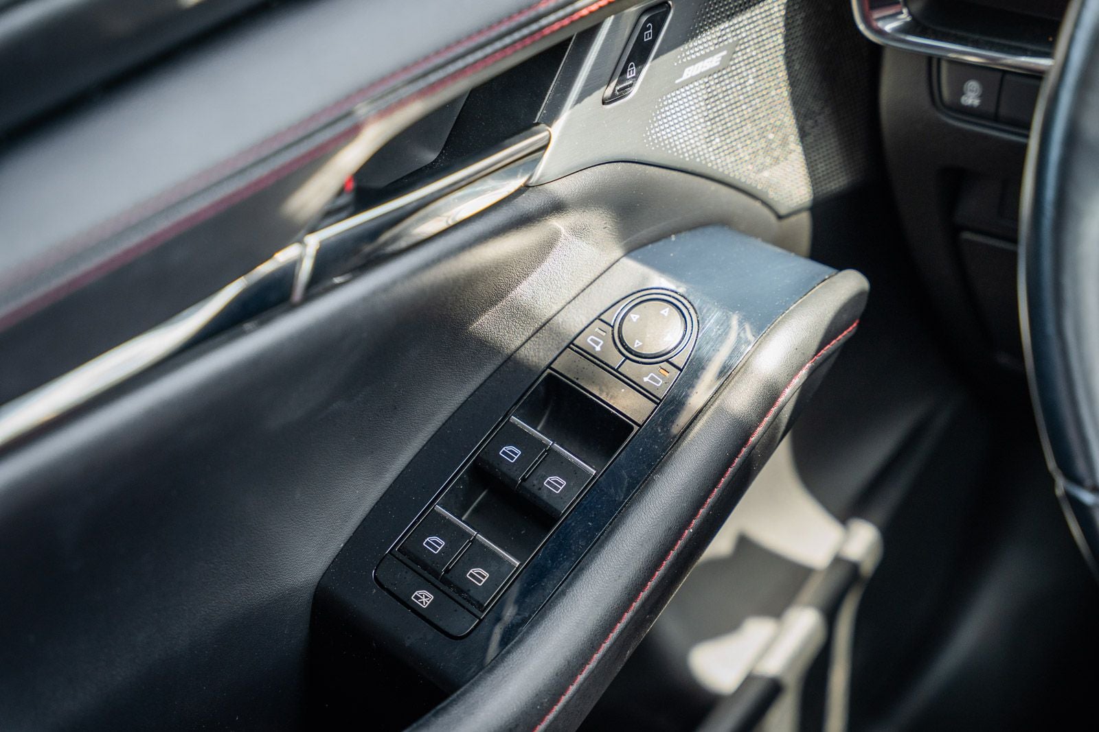 2023 Mazda Mazda3 2.5 S Carbon Edition