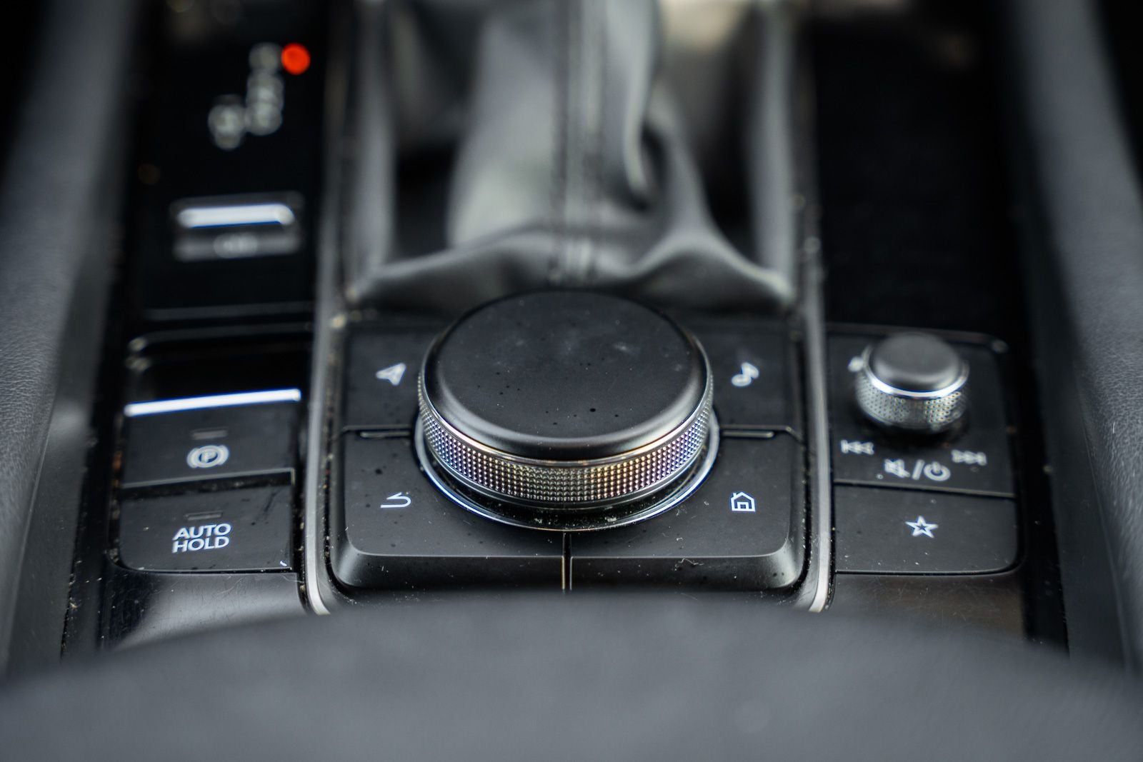 2023 Mazda Mazda3 2.5 S Carbon Edition