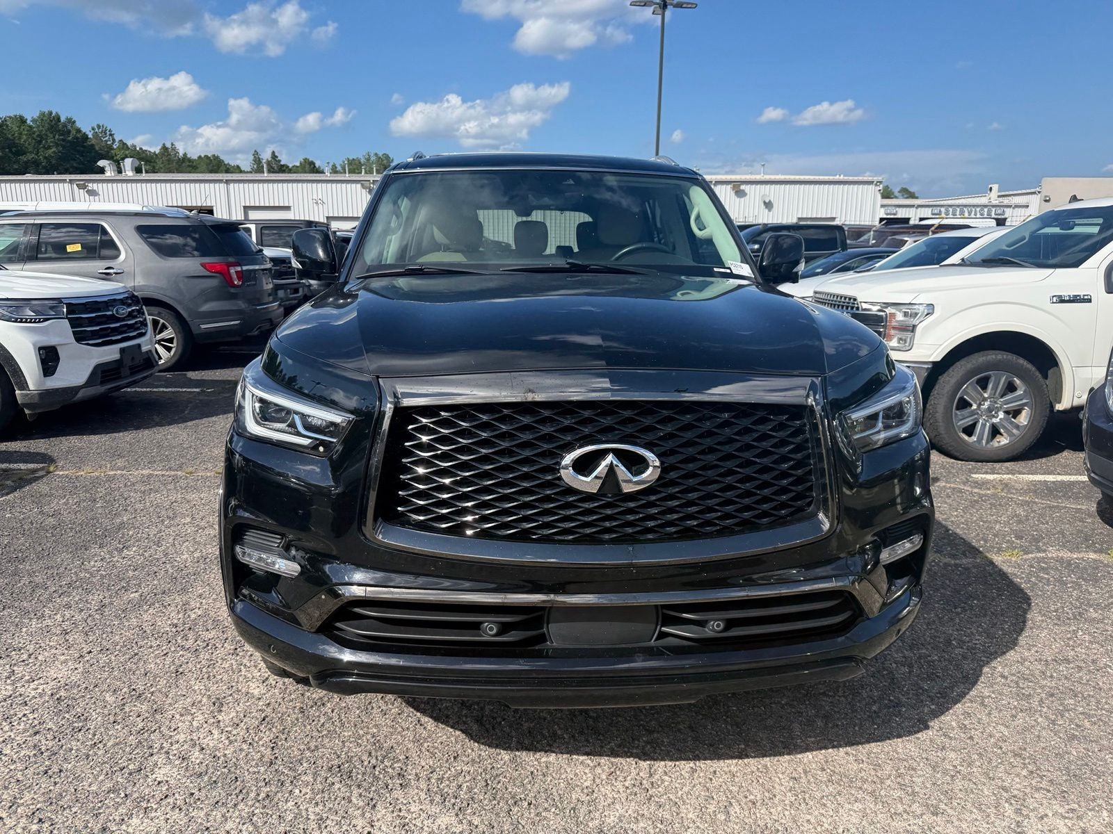 2021 INFINITI QX80 Premium Select