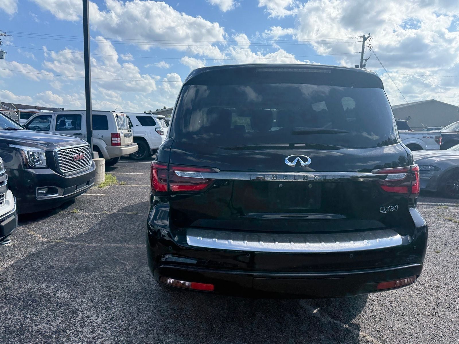 2021 INFINITI QX80 Premium Select