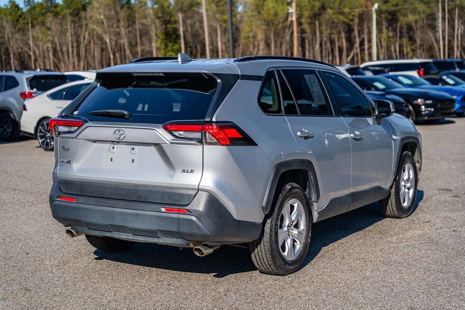 2020 Toyota RAV4 XLE