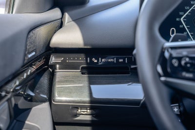 2024 BMW 5 Series 530i